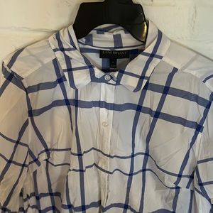 White/ blue plaid button up top. Lane Bryant 20
